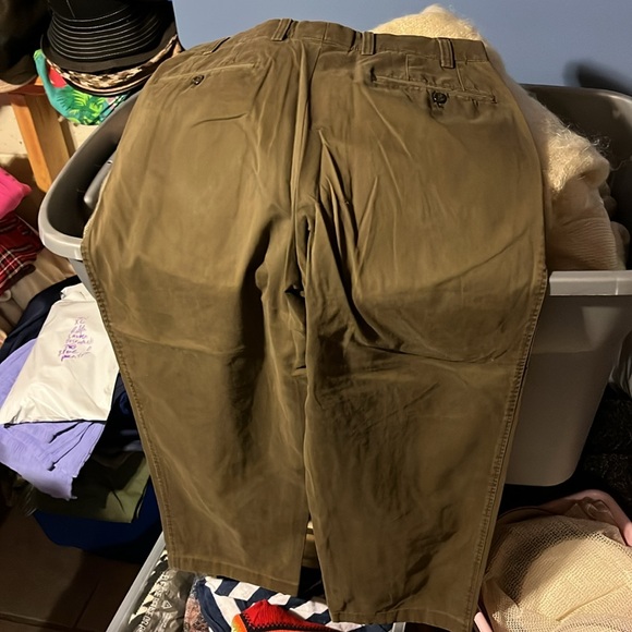 Hiltl Olive green PANTS Mens 32 SHORT LEGS German Design ZE600 chino Cotton Pant - Picture 16 of 16